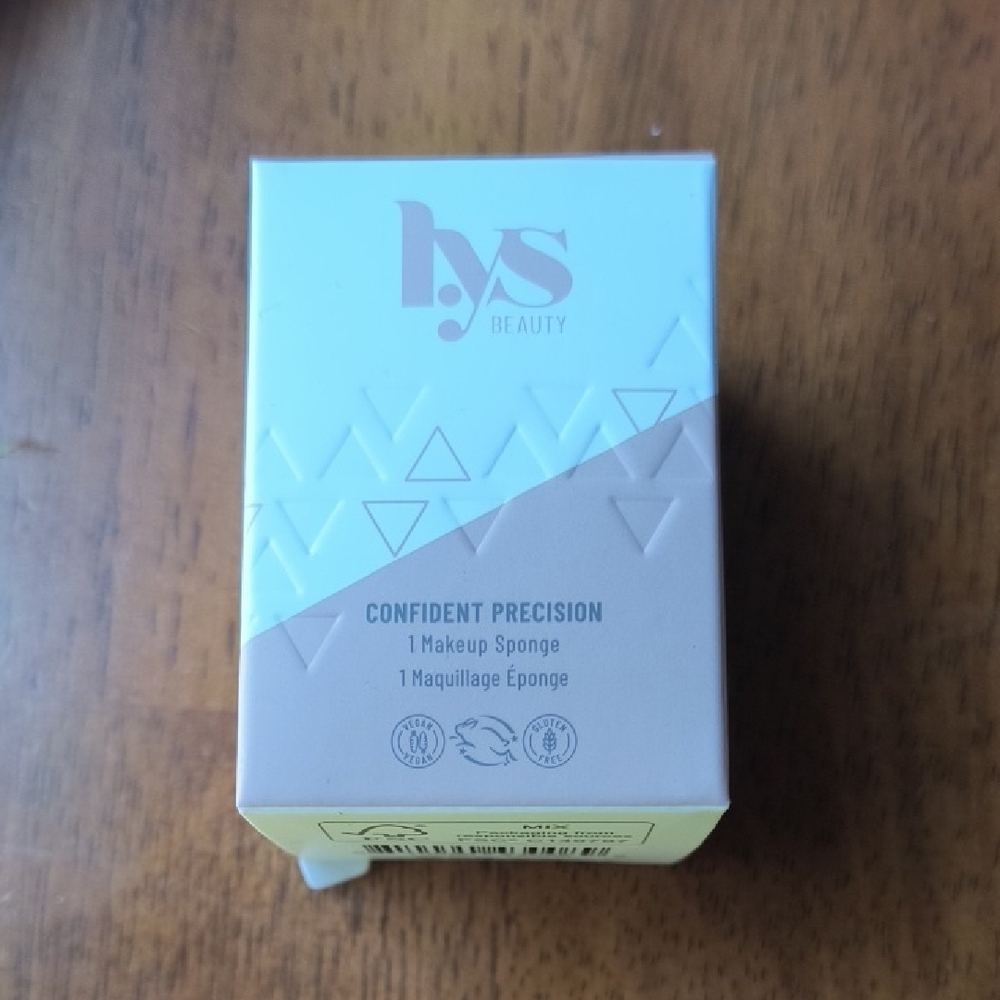 bys Beauty Confident Precision Makeup Sponge - Pale Pink & Light Blue Box